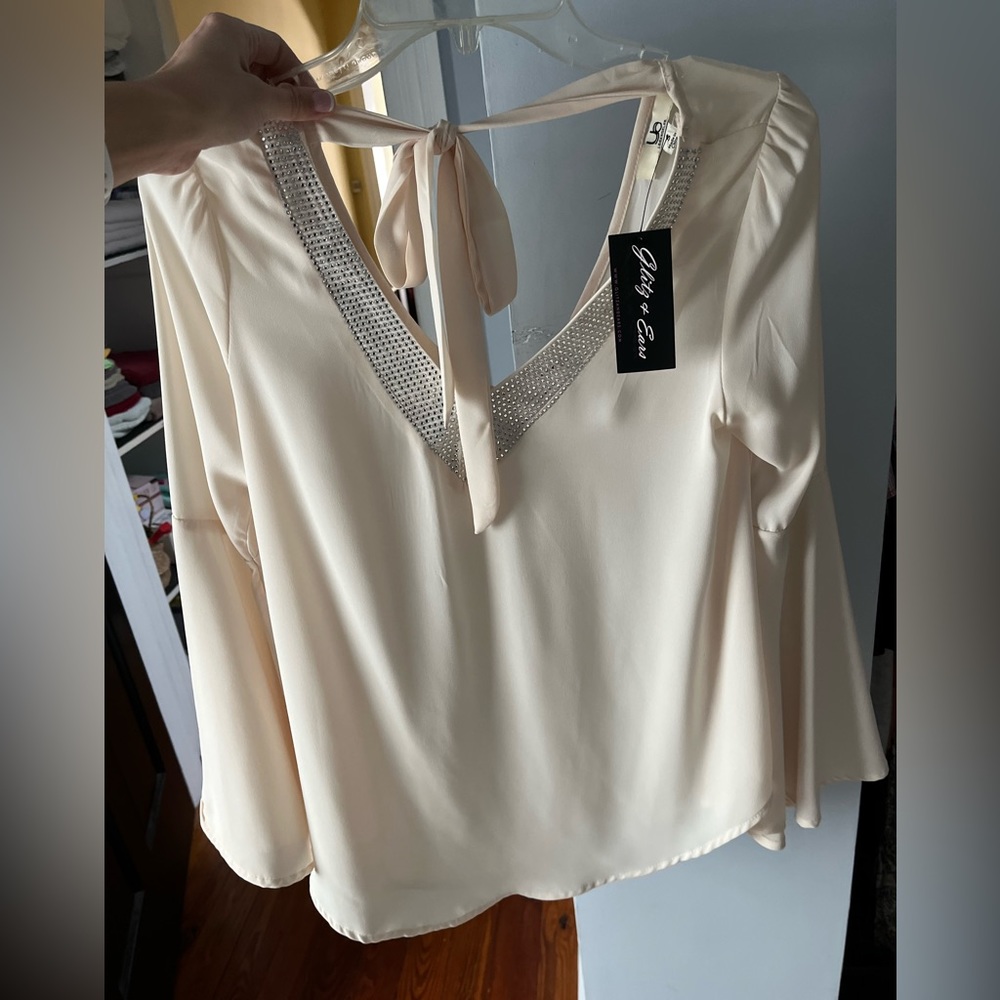 V neck blouse brand new w tags
